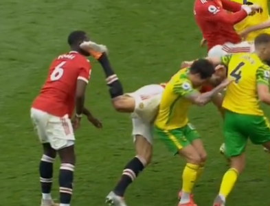 海外の反応 マンu主将マグワイアが味方にスコーピオンキックをかます 事前に練習してやがったｗ