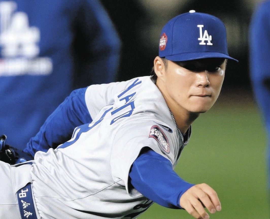 山本由伸がWSの試合前に見せた遠投がこちら「助走なしでこれはヤバい…」